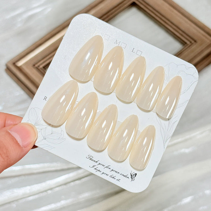 Premium clear fake nail tips, 144 count, for easy DIY at-home manicures & professional beauty.