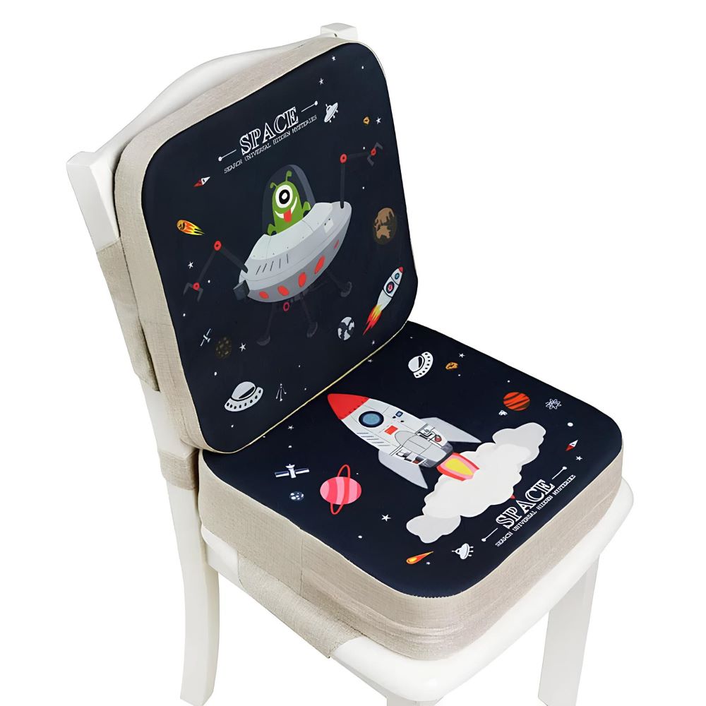 Adjustable kids dining chair booster cushion for safe, comfortable mealtime.
