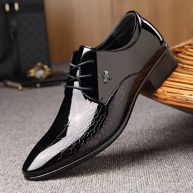 Black leather men's Oxford dress shoes, perfect for formal events, business, and professional wear.