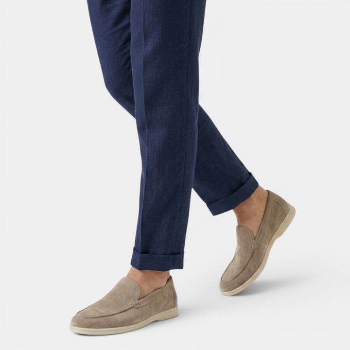 Black men's slip-on loafers for smart casual outfits.
