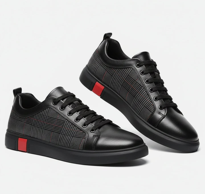Sleek black men's minimalist street style sneakers, featuring a round toe design for versatile casual wear.