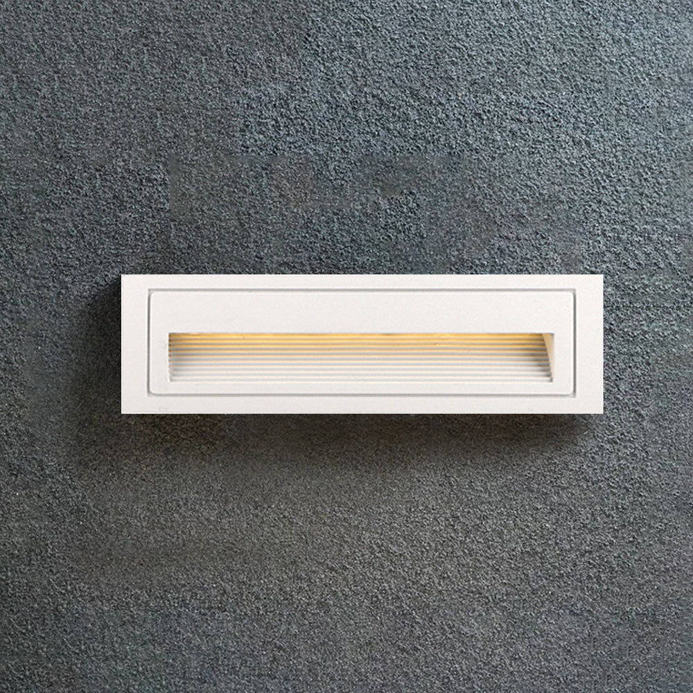 Durable outdoor LED pathway light for reliable illumination.