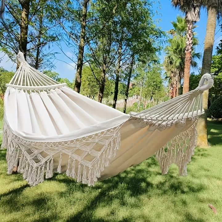 Stylish Tusheng double hammock for ultimate indoor/outdoor comfort & relaxation.