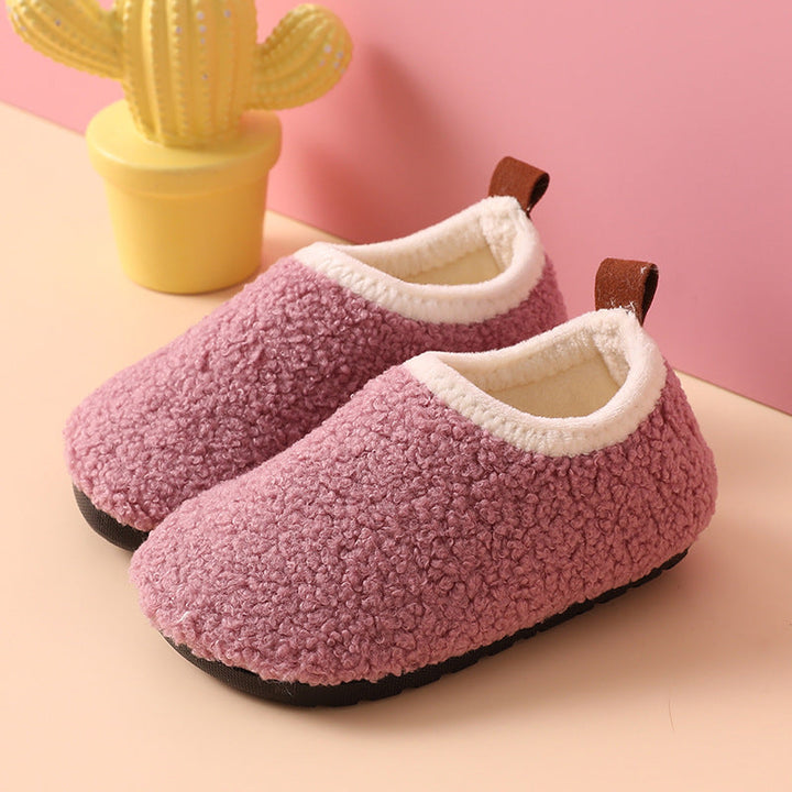 Boys' cozy non-slip indoor slippers for kids, perfect fall loungewear. Comfortable warm footwear for toddlers.
