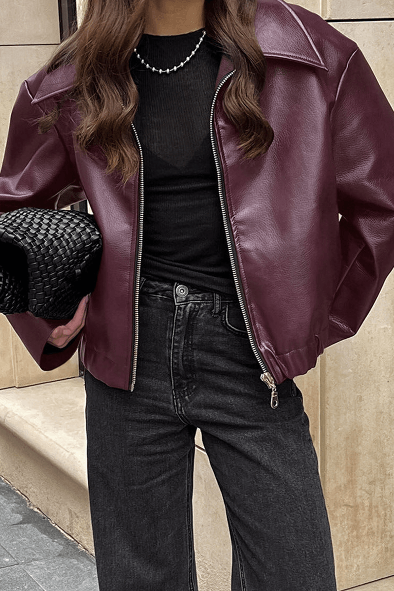 Chic women's outerwear: burgundy cropped jacket, ideal for versatile fashion and comfortable layering.