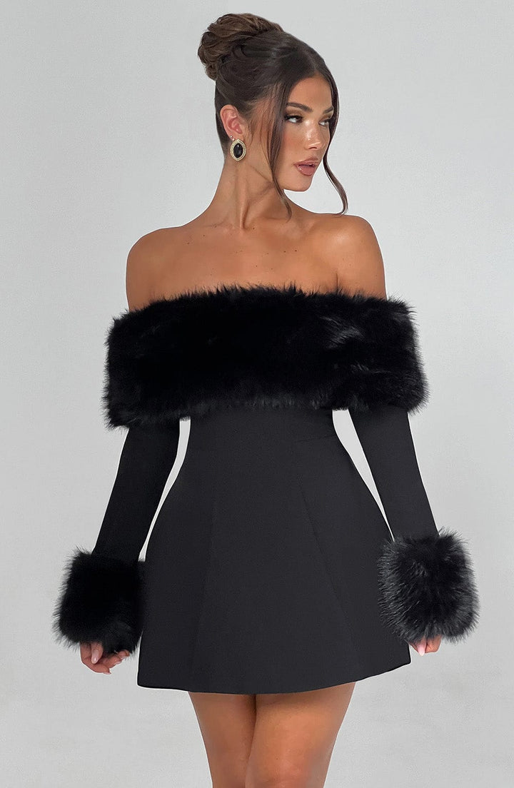 Elegant women's red off-shoulder party dress, flared and sophisticated for special occasions.