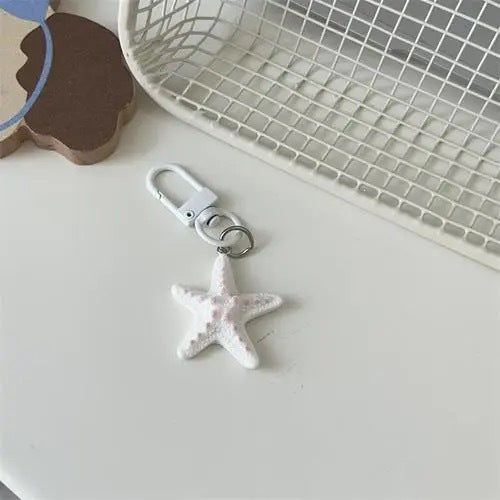 Unique design star keychain, a colorful and durable keyring for bags or keys. A fashion statement.