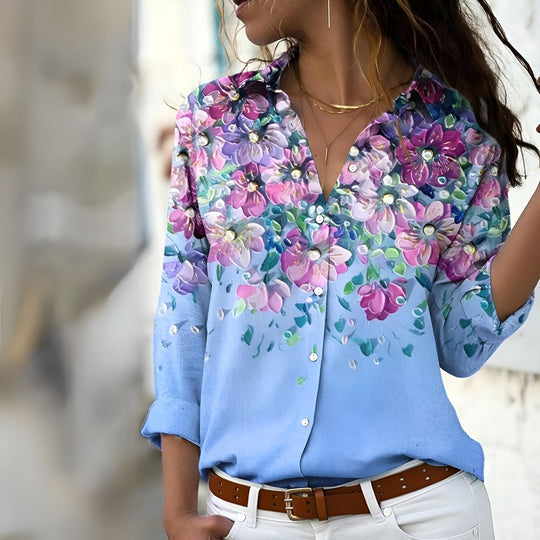 New women's casual patterned blouse. Long sleeve top with a relaxed fit for comfortable, chic everyday wear.