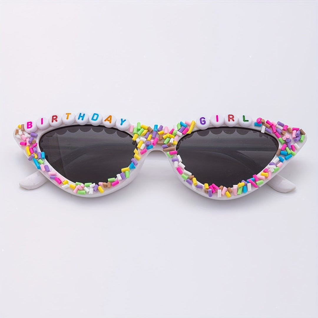 Stylish women's cat-eye shades featuring sparkling rhinestones, ideal for summer and UV protection.
