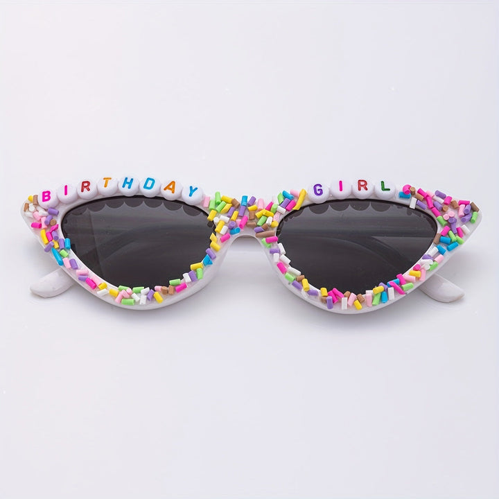 Stylish women's cat-eye shades featuring sparkling rhinestones, ideal for summer and UV protection.