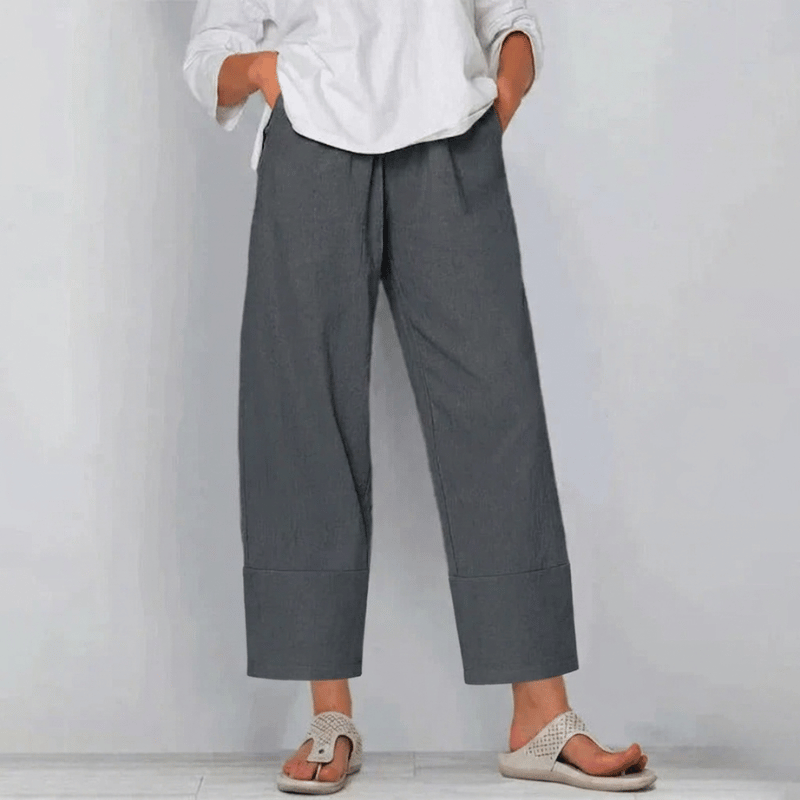 Elegant women's pants, chic bottoms for a sophisticated look, suitable for any occasion.