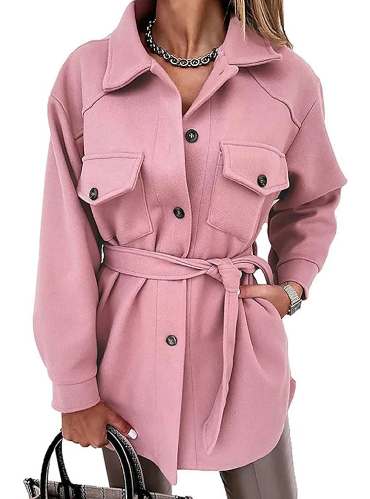 Stylish women's casual jacket, elegant mid-season outerwear for a chic and versatile look.