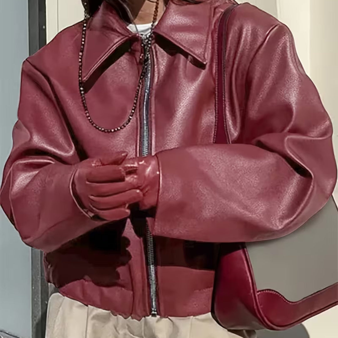 Chic women's casual jacket: a versatile moto style with an edgy lapel collar for year-round wear.
