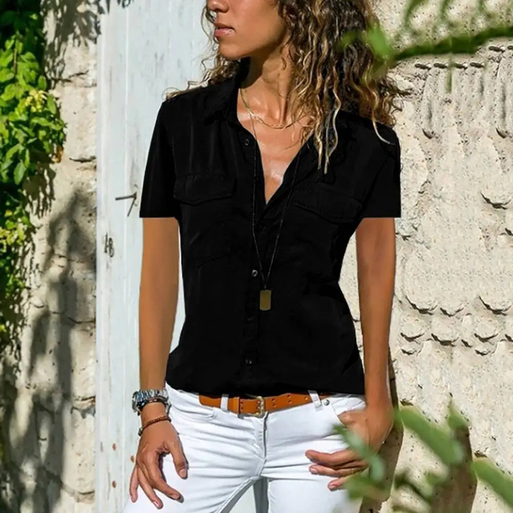 Fashionable women's short sleeve pocket blouse with a structured fit, ideal for stylish summer outfits.