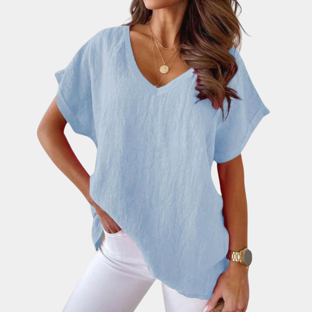 Versatile women's casual tee with a relaxed fit, ideal for modern spring outfits & comfortable everyday wear.