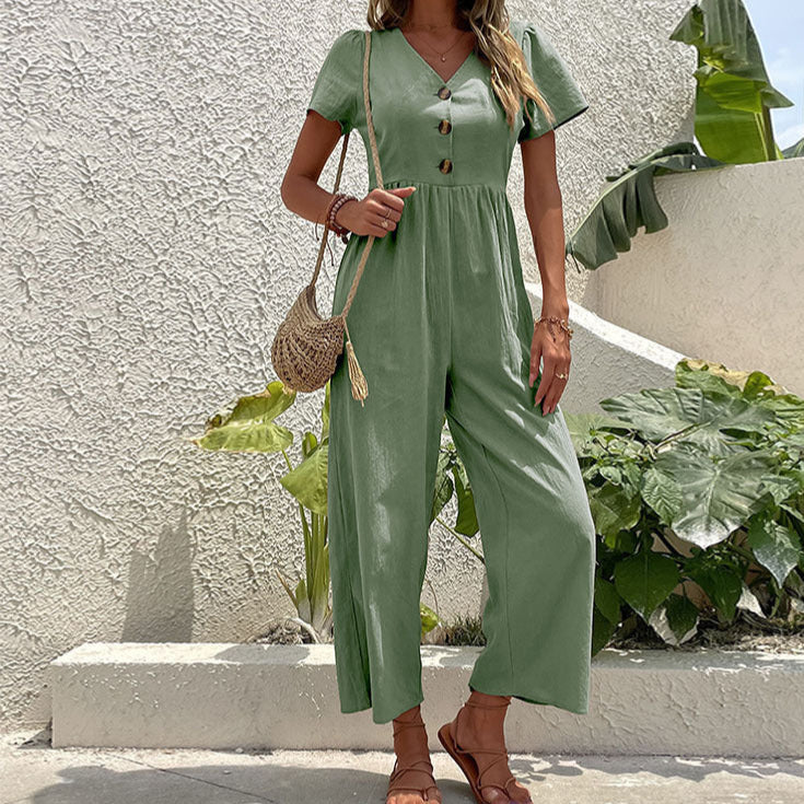 Relaxed fit women's one-piece wide leg jumpsuit. A versatile garment for comfortable and chic everyday wear.