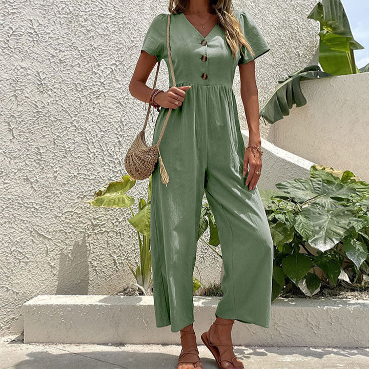 Relaxed fit women's one-piece wide leg jumpsuit. A versatile garment for comfortable and chic everyday wear.