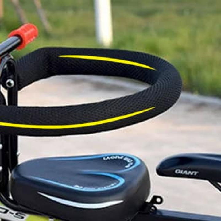 Easy-to-install children's bike seat, designed for adult bicycles, ensuring a stable & secure ride for young passengers.