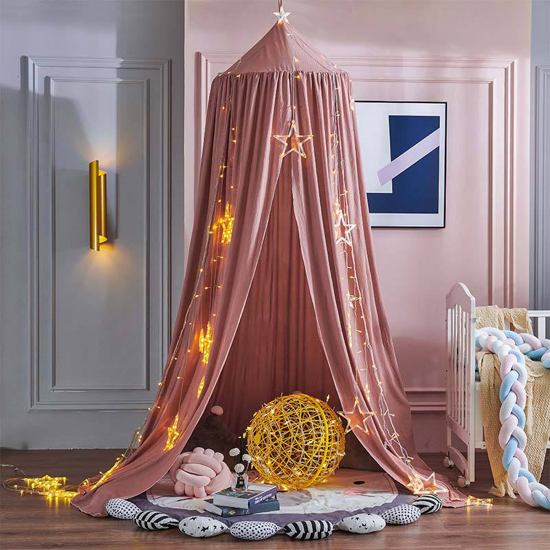 Kids' room light-blocking bed canopy. Create a cozy, dark sleep space for children.