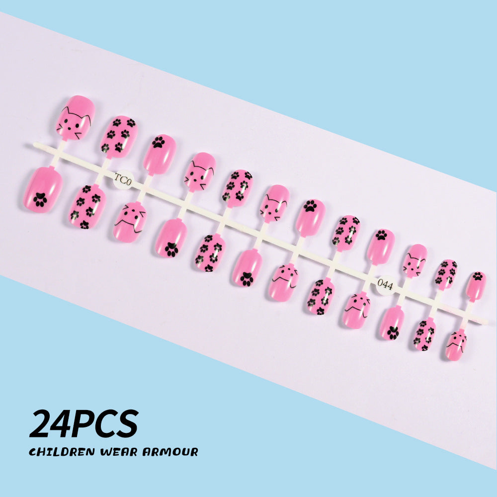 Girls' easy apply press-on nails, safe for kids' nail art, a perfect temporary manicure.