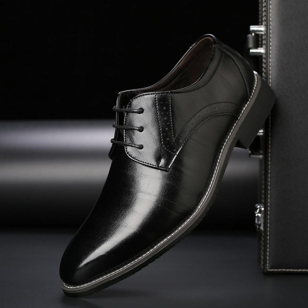 Timeless men's lace-up formal shoes, a classic choice for business, weddings & elegant attire.