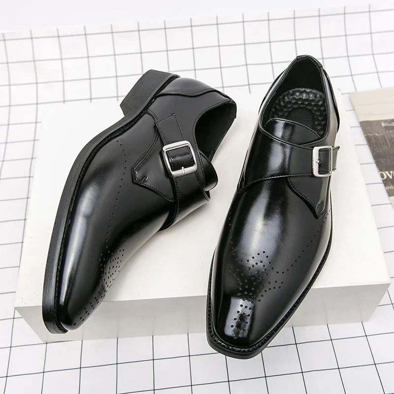 Elegant men's formal dress shoes for business meetings, special events & smart fashion.