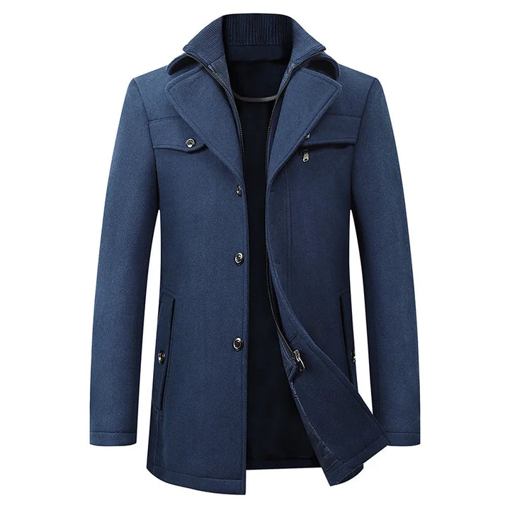 Stylish men's pea coat in grey with broad lapels. Classic mid-length outerwear for smart men's fashion.