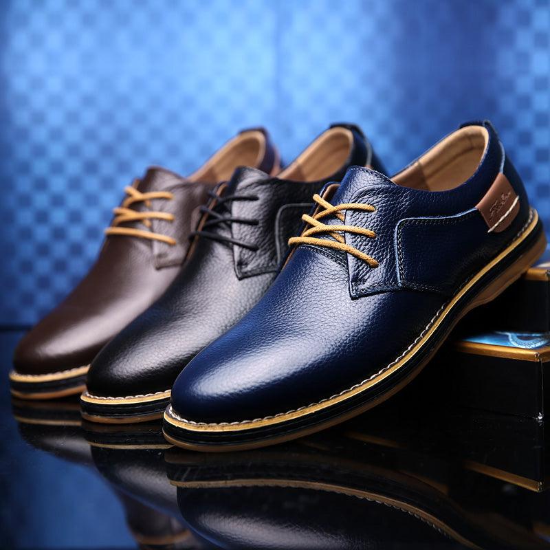 Elegant men's lace-up oxford shoes, perfect for formal occasions, business attire, and special events.