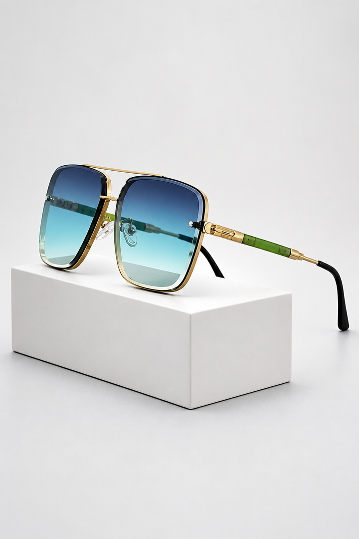 UV400 gradient lens aviator sunglasses with elegant gold frame, unisex retro design.