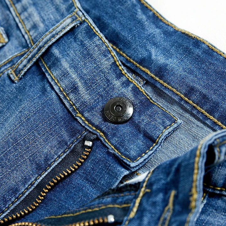 Classic blue men's relaxed fit denim shorts, ideal for everyday summer casual wear.