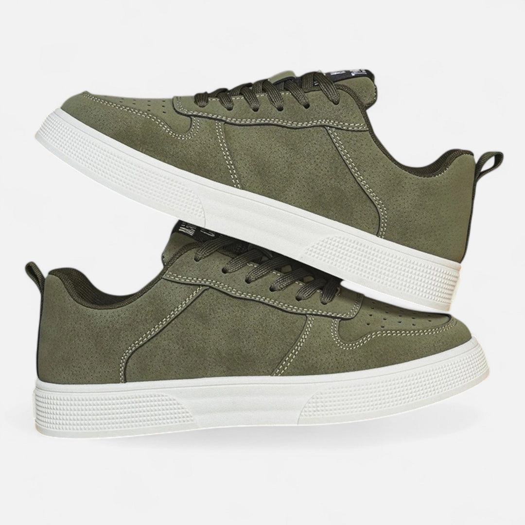 Men's classic low-top trainers, great walking shoes for everyday comfort & timeless casual style.