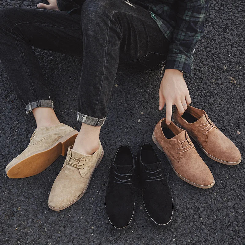 Classic Men's Oxford dress shoes, perfect for formal occasions & business wear. Comfortable lace-up design.