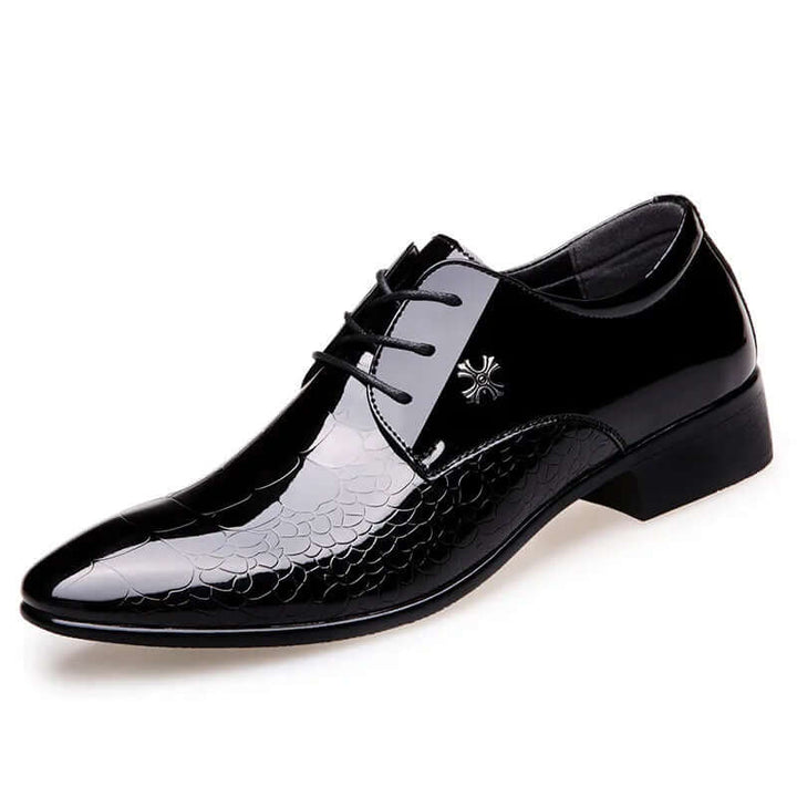Men's fashion: Classic Oxford dress shoes for an elegant, formal, and timeless look in business attire.