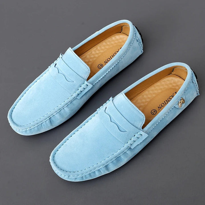 Men's slip-on penny loafers, comfortable driving shoes with a flexible sole for versatile wear.