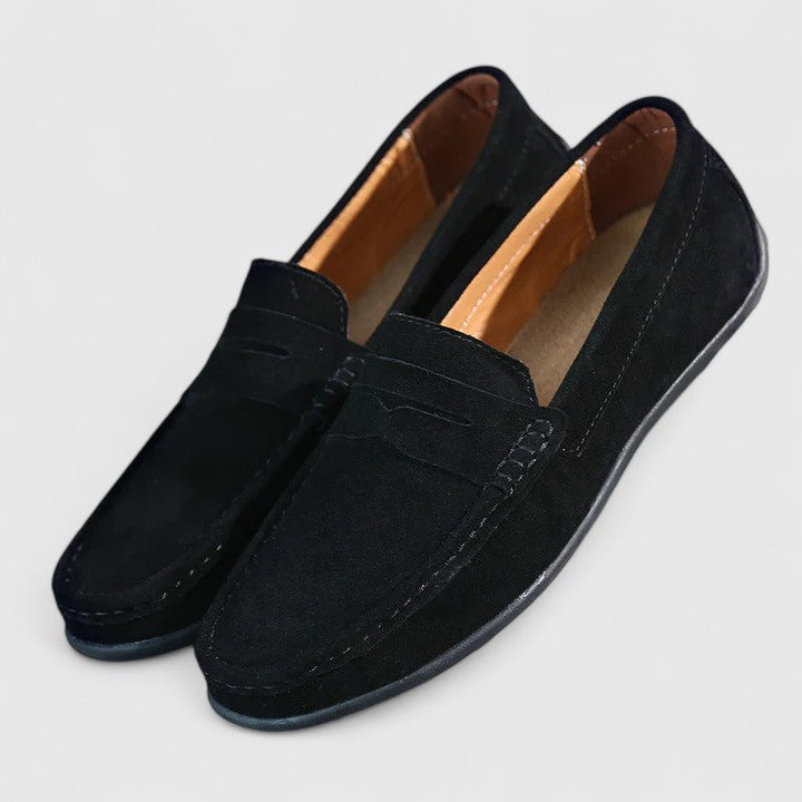 Easy-to-wear men's slip-on loafers, offering ultimate comfort and a polished, versatile look.