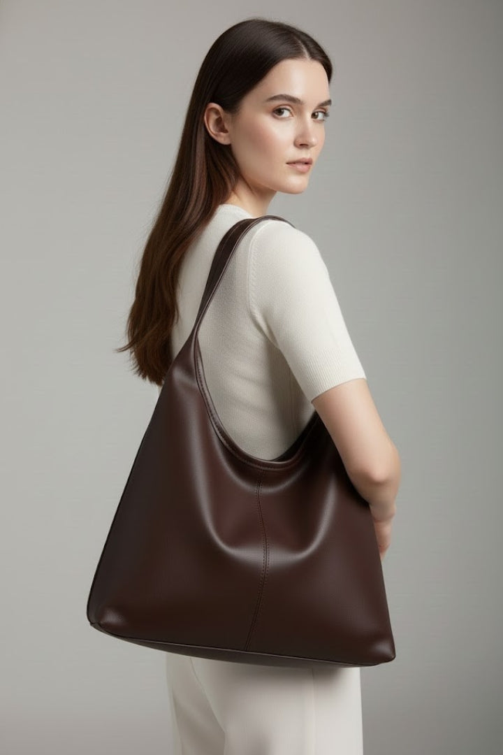 Fashionable women's classic faux leather tote. Spacious shoulder bag, ideal everyday handbag with inner pocket.