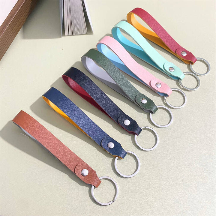 Premium black leather key holder organizer, a smart accessory for men and women, keeping keys secure and tidy.