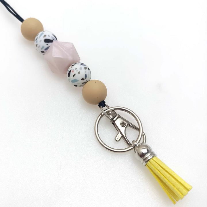 Stylish silicone beaded keychain, a vibrant accessory and practical key holder.