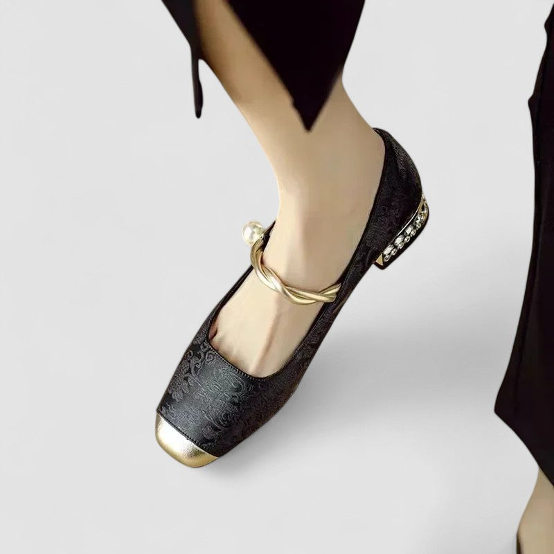 Day to night women's Mary Jane shoes, orthopaedic comfort, stylish block heel, vintage design.