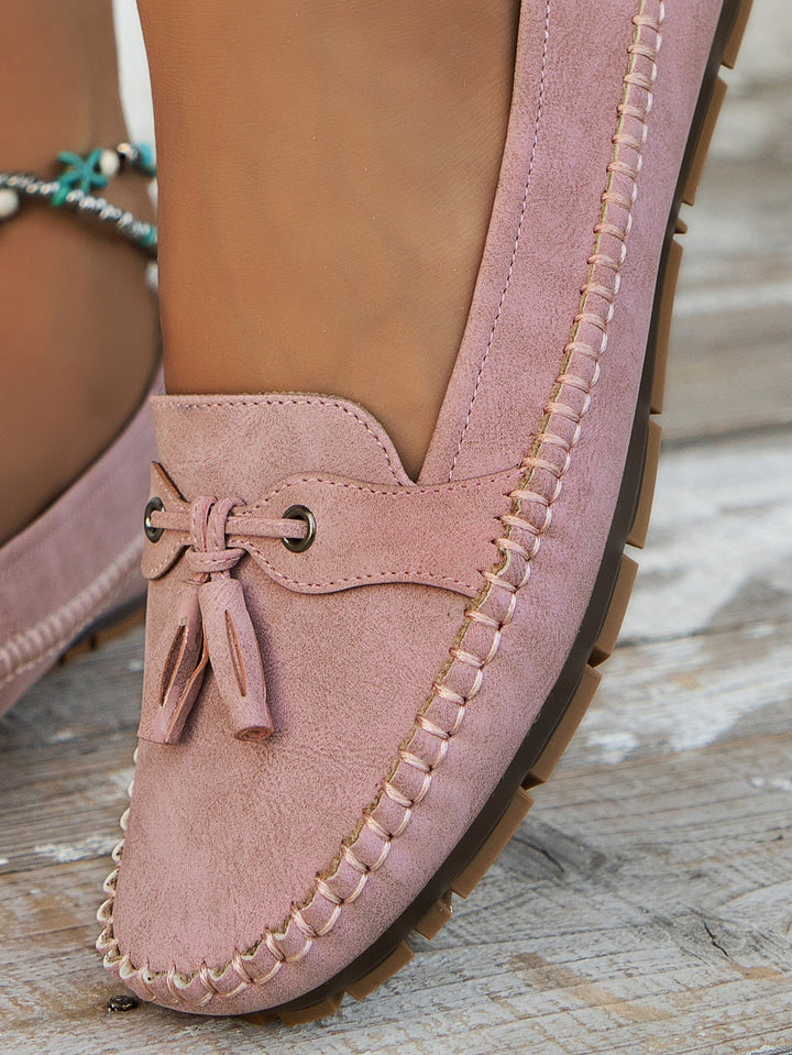 Women's casual orthopedic loafers with tassels, offering excellent foot support.