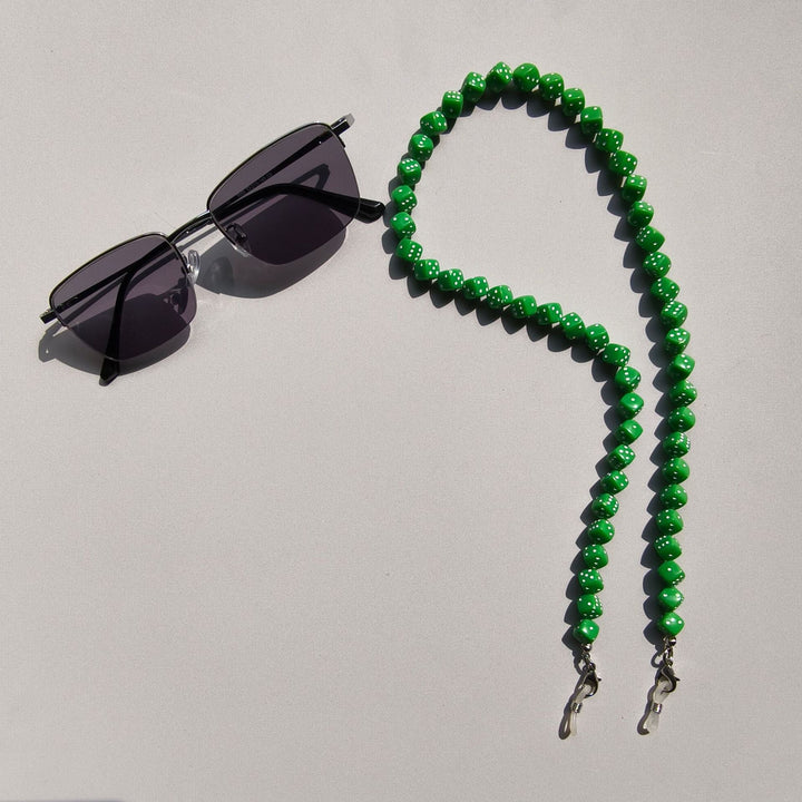 Lightweight & secure colorful eyewear chain, a practical and stylish glasses holder.