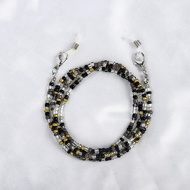 Unisex colorful beaded fashion necklace, a stylish accessory with a convenient carabiner clasp. Glass beads.