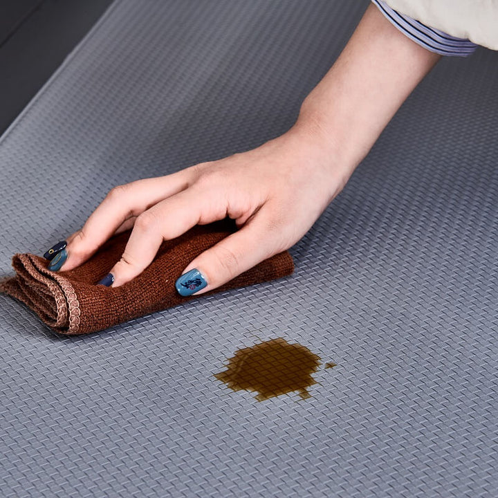 Anti-fatigue kitchen mat: waterproof, anti-slip PVC for standing comfort & kitchen decor.