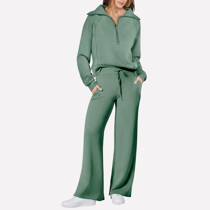 Women's comfortable 2-piece travel outfit, wide leg pants, elastic waist, rayon blend, casual loungewear.