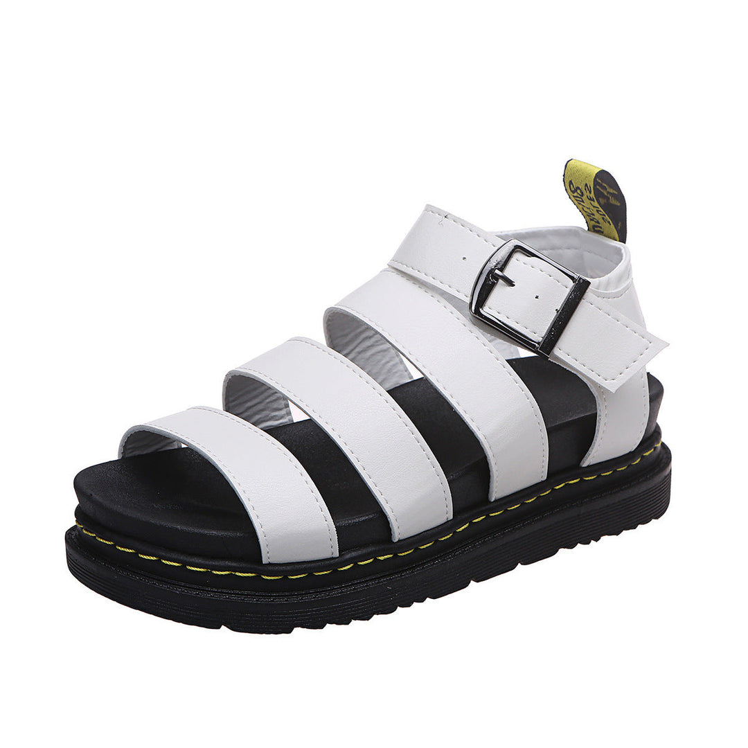 Comfortable women's platform strappy sandals featuring a chunky heel, ideal for summer outfits and all-day wear.
