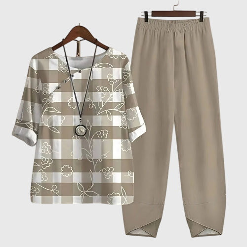Versatile women's two-piece set in a solid color, ideal for spring fashion or relaxed summer outfits.