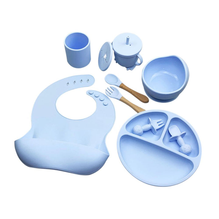 Ideal unisex baby gift: complete silicone feeding set with suction, easy clean, a nursery essential.