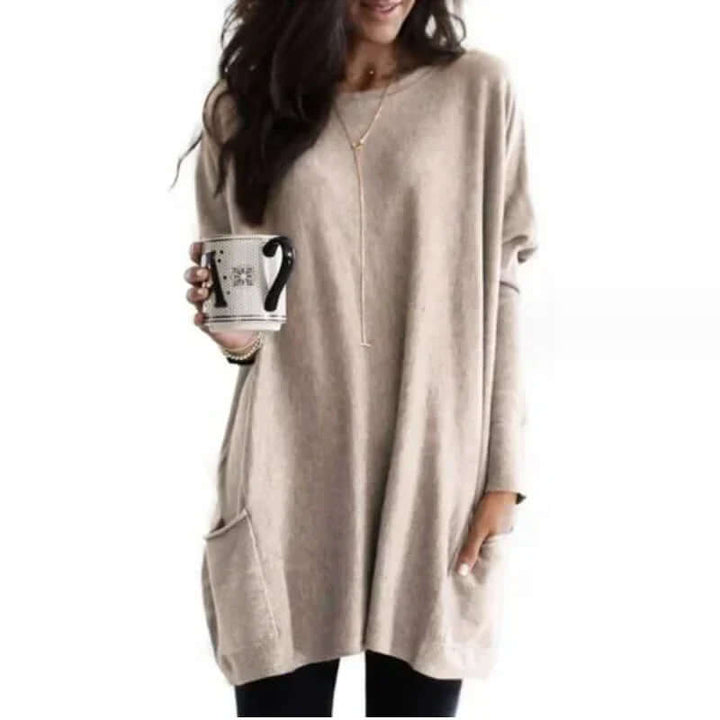 Women's oversized tunic sweater, a long sleeve, comfortable, and versatile top for all seasons.