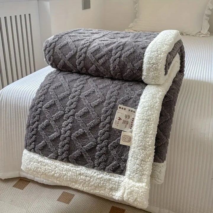 Durable & soft Sherpa fleece blanket, an all-season cozy comfort throw. Perfect for living room & bedroom decor.