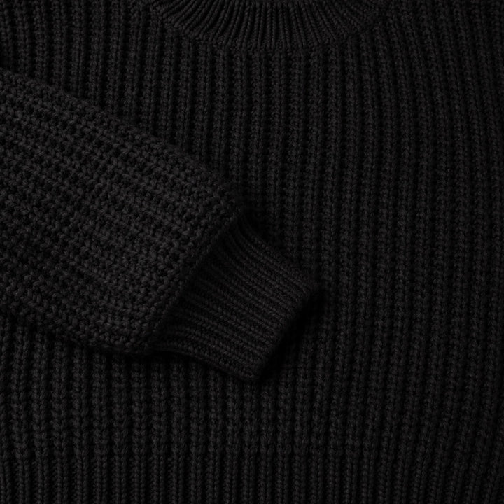 Stylish oversized women's cardigan, thick knit and warm for autumn & winter.
